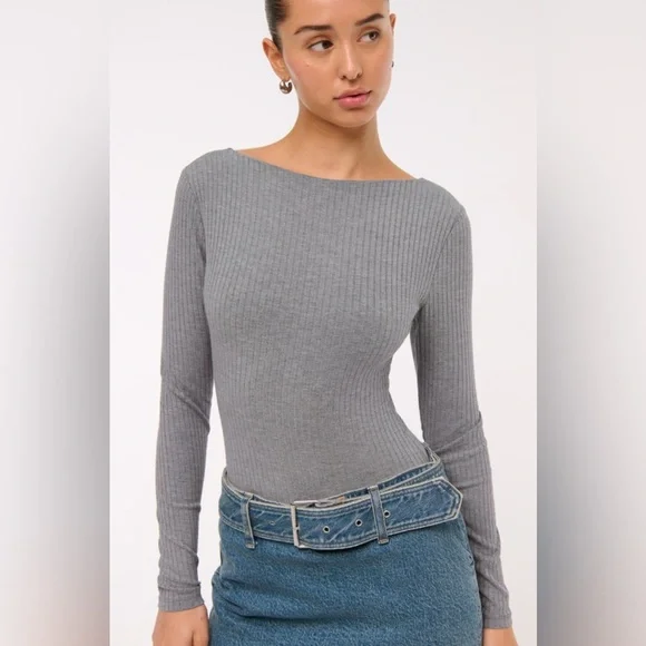 NWOT Abercrombie & Fitch Dark Gray Long-Sleeve Wide Rib Slash Bodysuit Size M - Picture 2 of 7